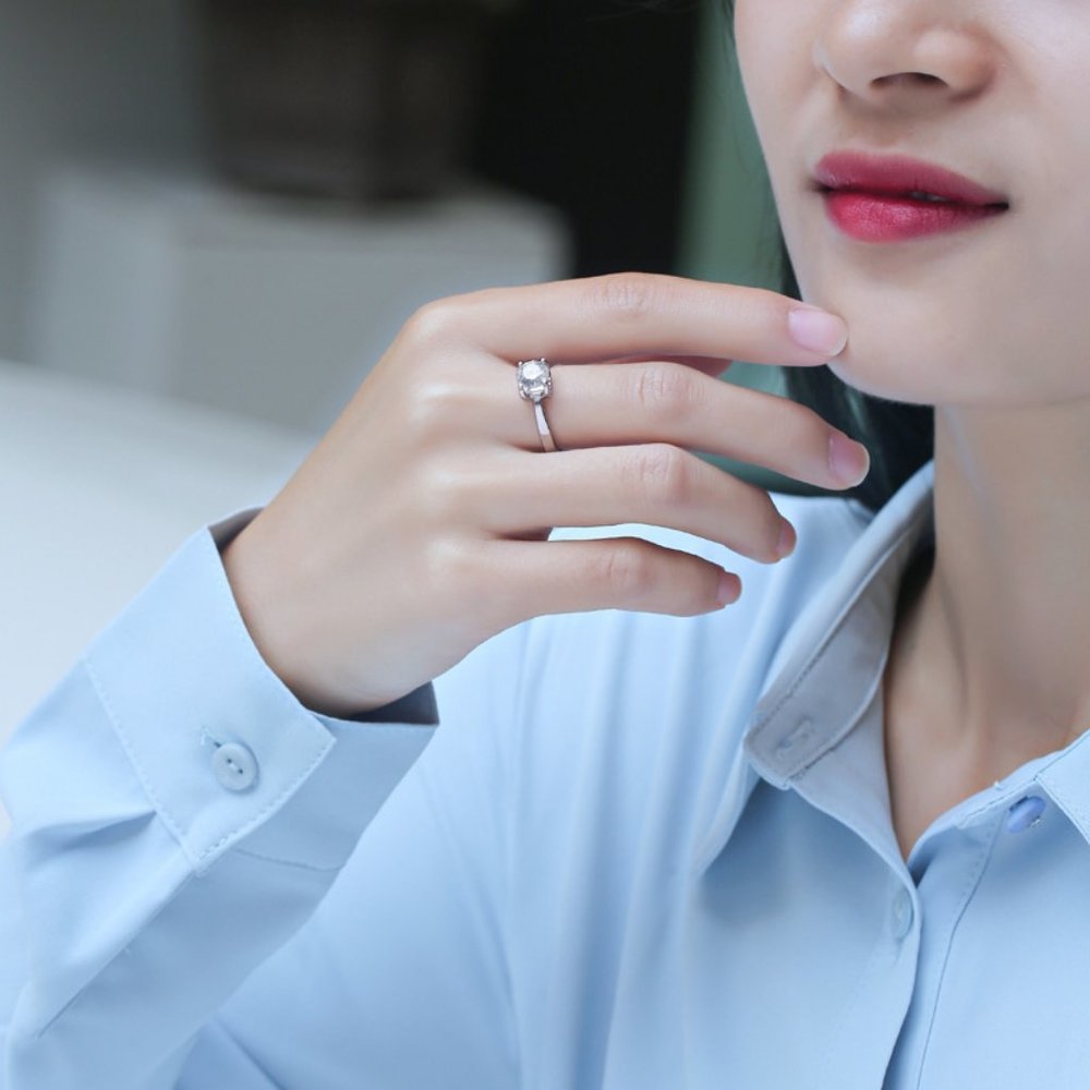 Certified 3ct. t.w. Diamond Moissanite Engagement Ring NEW B - Picture 2 of 9